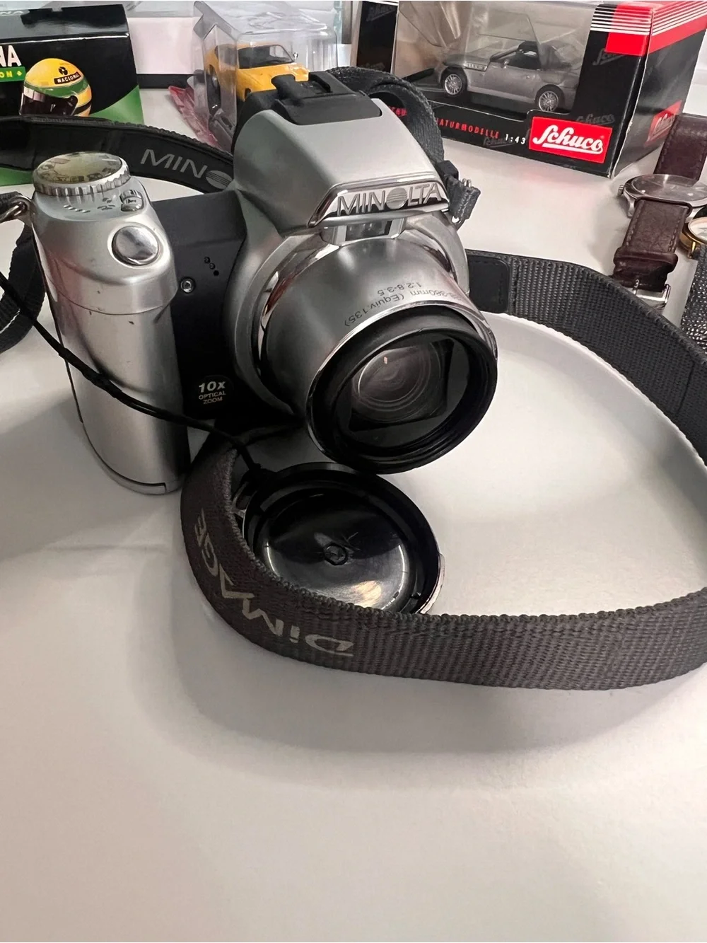 Minolta DiMAGE Digital Camera - Works 100% / Funciona al 100